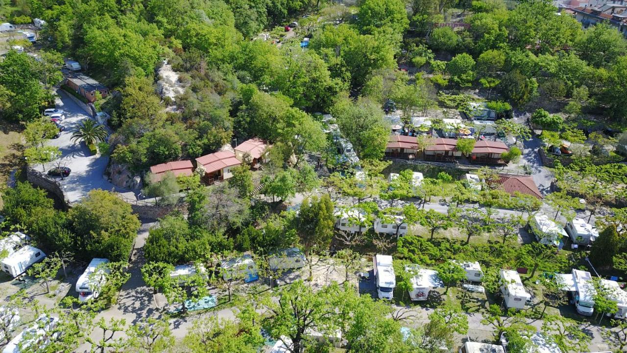 Campeggio Pian Dei Boschi Pietra Ligure Exterior photo